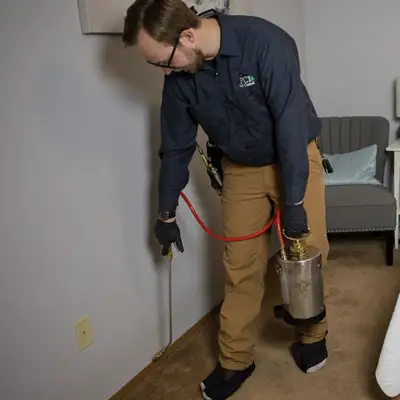 tech spraying room